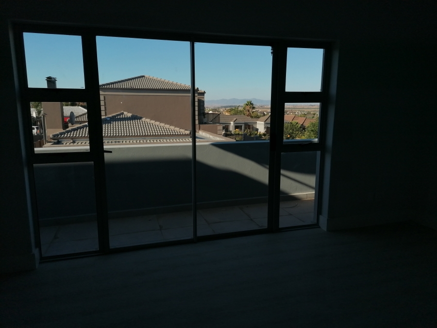 To Let 3 Bedroom Property for Rent in Langeberg Heights Western Cape